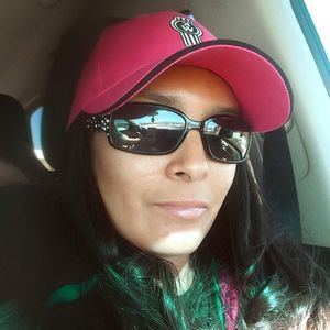 Meet your Posher, Rita